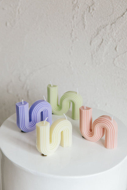 Golden Days S-Shape Geometric Aromatherapy Candle Yellow