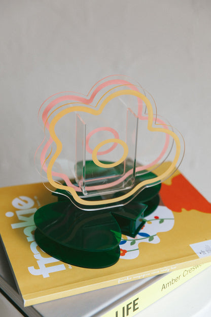 Anemone Eco-friendly Acrylic Vase Clear
