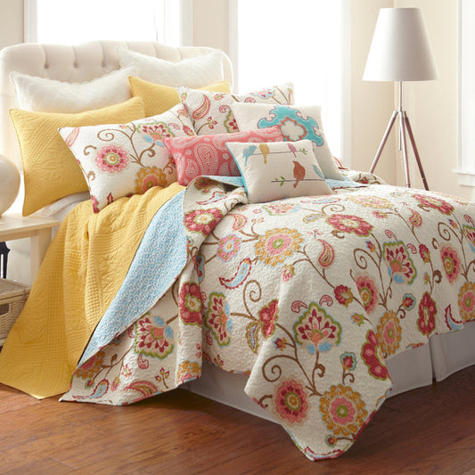 Levtex Home Ashbury Spring Quilt Set Quilts
