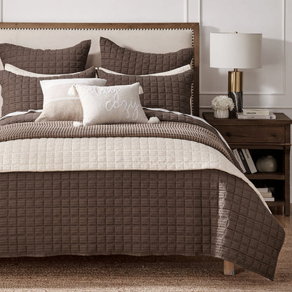 Cloud Waffle Cocoa Quilt Set
