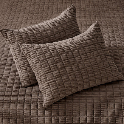 Cloud Waffle Cocoa Quilt Set