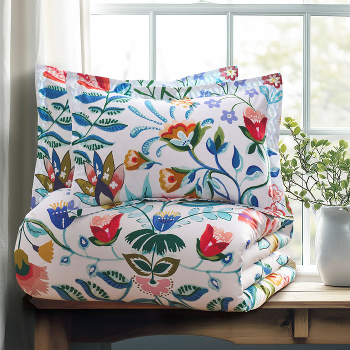 Danika Comforter Set