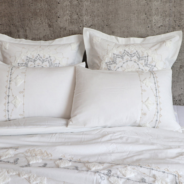 Levtex Home Harleson Medallion Duvet Cover Set Duvets