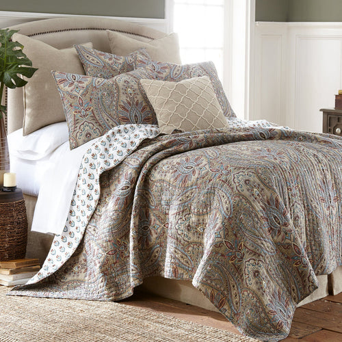 Levtex Home Kasey Quilt Set Quilts