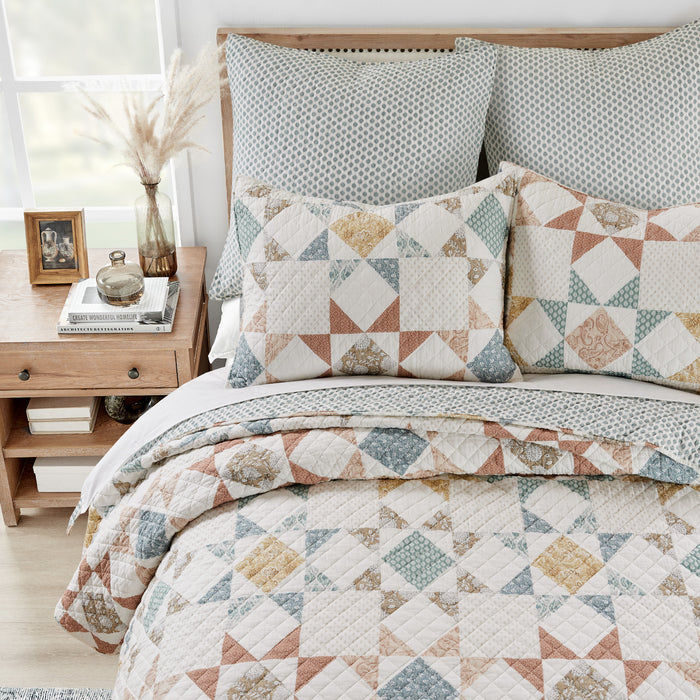 Levtex Home Lottie Quilt Set Quilts
