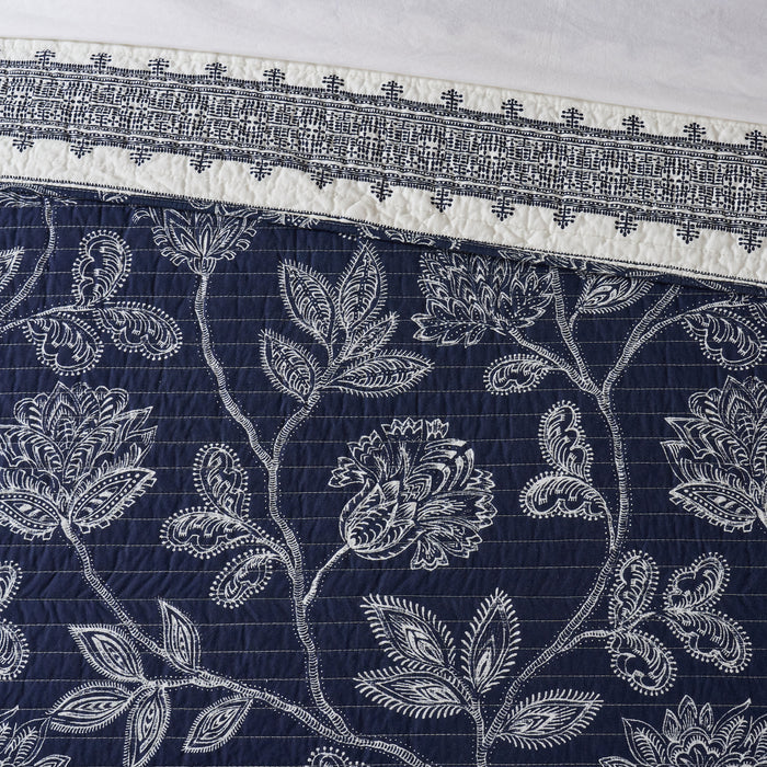 Sonoire Navy Quilt Set